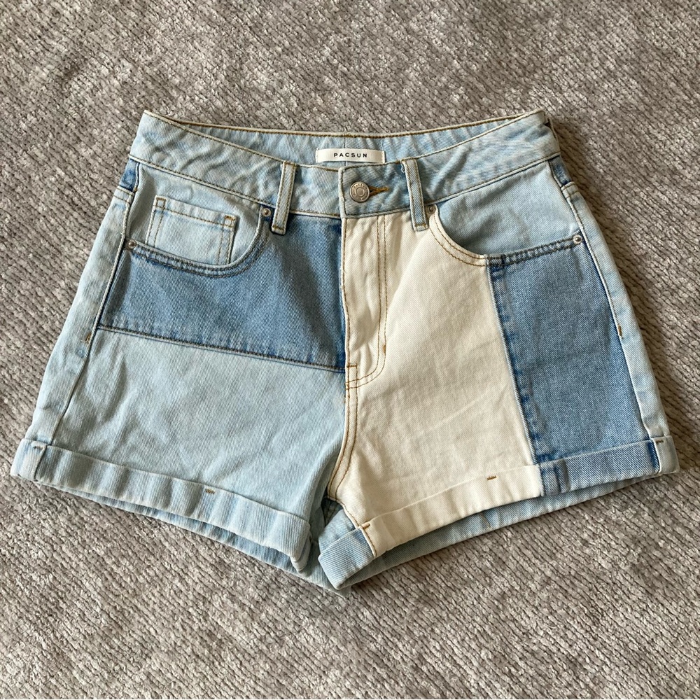 PacSun Mom Denim Patchwork Shorts Size 26 100% Cotton‎ Summer Casual